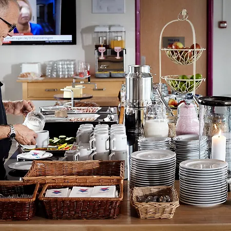 Hotel Cabinn Odense 2*