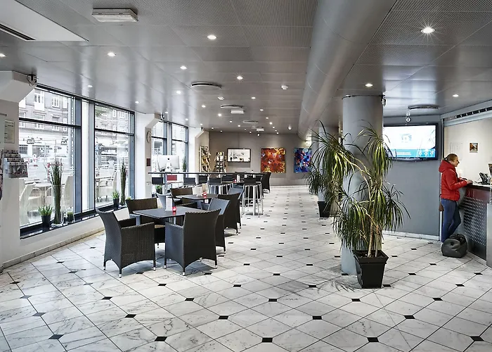 Hotel Cabinn Odense 2*